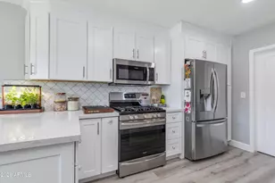 4214 E Palm Ln, Phoenix, AZ 85008 - Photo 4