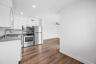 3131 E Fairmount Ave, Phoenix, AZ 85016 - Photo 12