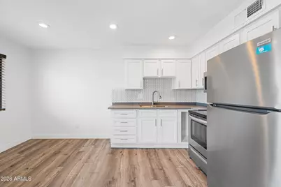 3131 E Fairmount Avenue # 3135, Phoenix, AZ 85016 - Photo 6