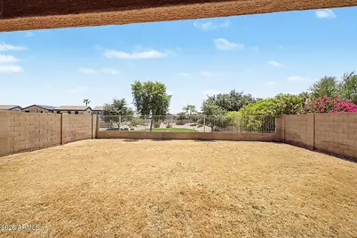 11143 W Mariposa Drive, Phoenix, AZ 85037 - Photo 34