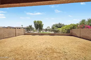 11143 W Mariposa Dr, Phoenix, AZ 85037 - Photo 34