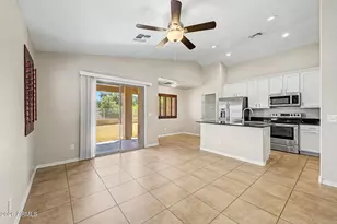 11143 W Mariposa Dr, Phoenix, AZ 85037 - Photo 10