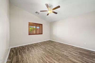 11143 W Mariposa Drive, Phoenix, AZ 85037 - Photo 18