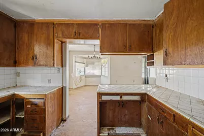 328 N Delaware Street, Chandler, AZ 85225 - Photo 4