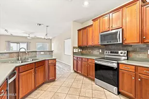 1795 S Cole Dr, Gilbert, AZ 85295 - Photo 10