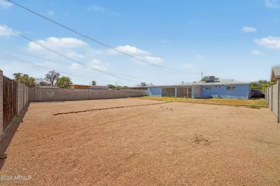 3019 W El Caminito Drive, Phoenix, AZ 85051 - Photo 24
