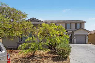 10155 W Golden Ln, Peoria, AZ 85345 - Photo 2