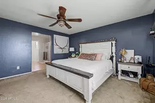 10155 W Golden Ln, Peoria, AZ 85345 - Photo 20