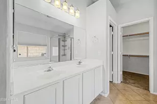 13201 W Mauna Loa Ln, Surprise, AZ 85379 - Photo 8