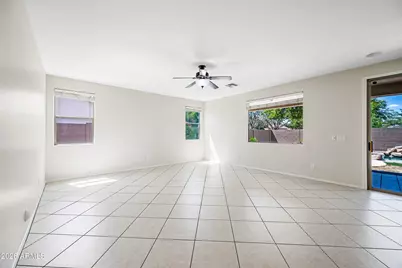 8698 W Morten Avenue, Glendale, AZ 85305 - Photo 8
