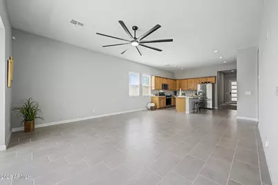 18112 W Bighorn Avenue, Goodyear, AZ 85338 - Photo 6