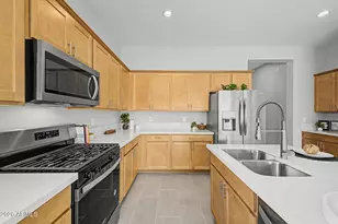 18112 W Bighorn Ave, Goodyear, AZ 85338 - Photo 16