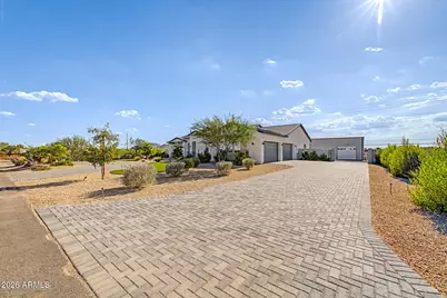 39012 N 6th Drive, Phoenix, AZ 85086 - Photo 4