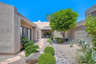 3047 E Stella Ln, Phoenix, AZ 85016 - Photo 4
