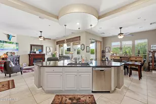 12395 W Rosewood Ln, Peoria, AZ 85383 - Photo 30