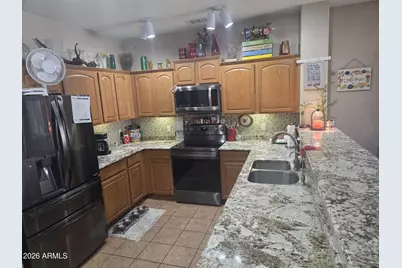 8560 W Sonora Street, Tolleson, AZ 85353 - Photo 4