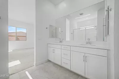22204 W Blackhawk Drive, Surprise, AZ 85387 - Photo 20