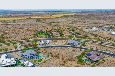 17856 W Estes Way #12, Goodyear, AZ 85338 - Photo 32