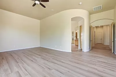 25801 N Lawler Loop, Phoenix, AZ 85083 - Photo 30