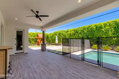 3802 E Highland Avenue, Phoenix, AZ 85018 - Photo 30
