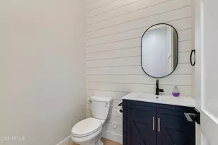3802 E Highland Ave, Phoenix, AZ 85018 - Photo 26