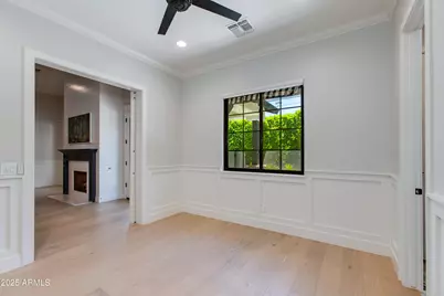 3802 E Highland Avenue, Phoenix, AZ 85018 - Photo 12