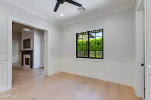 3802 E Highland Ave, Phoenix, AZ 85018 - Photo 12