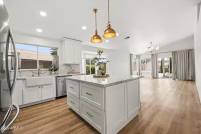 5055 E Hilton Avenue, Mesa, AZ 85206 - Photo 12