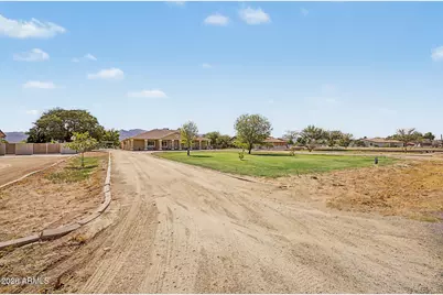 6620 N 185th Avenue, Waddell, AZ 85355 - Photo 4