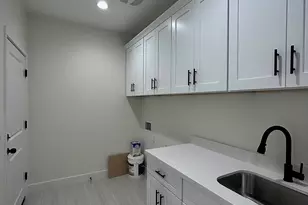 11778 W Cabrillo Dr, Arizona City, AZ 85123 - Photo 40