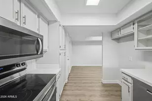 9249 N 47th Dr, Glendale, AZ 85302 - Photo 22