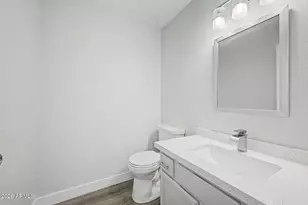 9249 N 47th Dr, Glendale, AZ 85302 - Photo 24