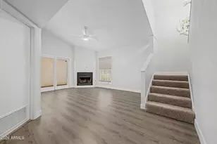 9249 N 47th Dr, Glendale, AZ 85302 - Photo 2