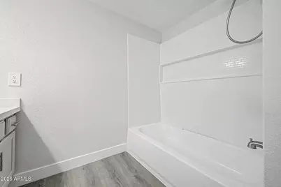 9249 N 47th Drive, Glendale, AZ 85302 - Photo 18