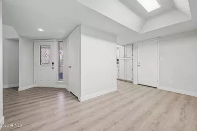 9249 N 47th Drive, Glendale, AZ 85302 - Photo 6