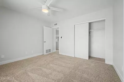 9249 N 47th Drive, Glendale, AZ 85302 - Photo 20
