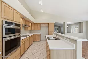 20117 N 110th Ave, Peoria, AZ 85373 - Photo 4