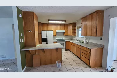 1507 W Helena Drive, Phoenix, AZ 85023 - Photo 2