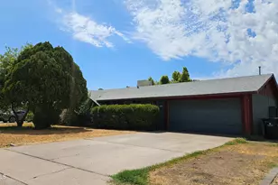 1507 W Helena Dr, Phoenix, AZ 85023 - Photo 1