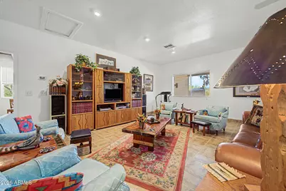 49631 N 27th Avenue, New River, AZ 85087 - Photo 8
