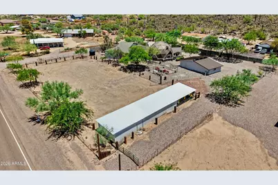 49631 N 27th Avenue, New River, AZ 85087 - Photo 2