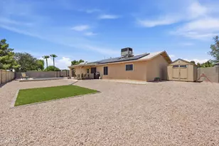 810 N Pine Ct, Gilbert, AZ 85233 - Photo 22