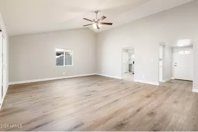 4031 E Nancy Lane, Phoenix, AZ 85042 - Photo 10