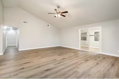 4031 E Nancy Lane, Phoenix, AZ 85042 - Photo 12