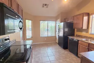 10020 W Wood St, Tolleson, AZ 85353 - Photo 6