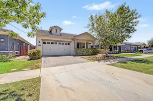 3161 E Bloomfield Pkwy, Gilbert, AZ 85296 - Photo 2