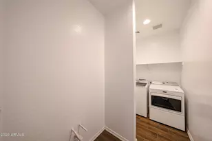 2306 E Branham Ln, Phoenix, AZ 85042 - Photo 16