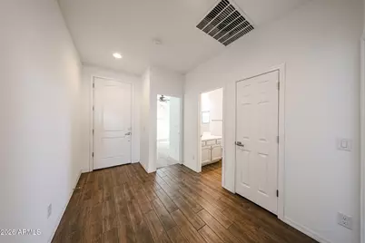 2306 E Branham Lane, Phoenix, AZ 85042 - Photo 6