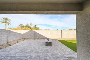 2306 E Branham Ln, Phoenix, AZ 85042 - Photo 32