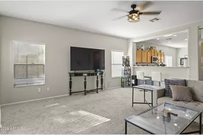 17211 W Saguaro Lane, Surprise, AZ 85388 - Photo 10